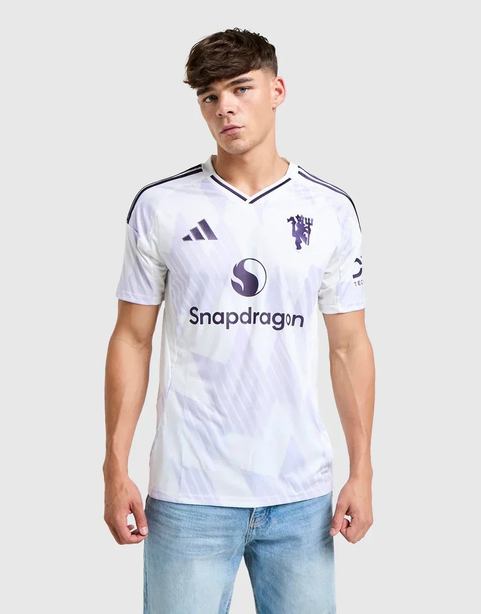 2025/26 Manchester United Away Shirt