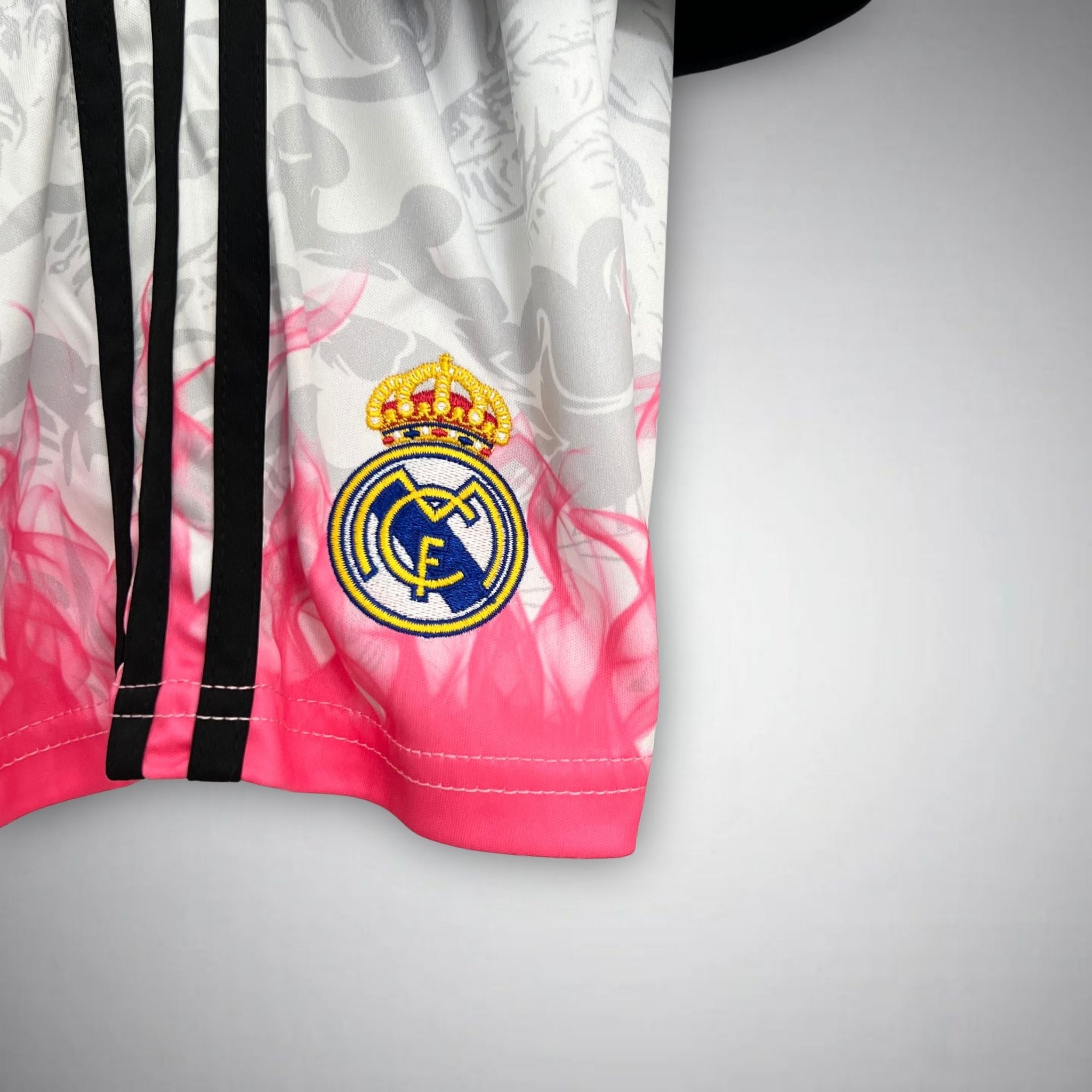 Real Madrid Flameborn Kids Kit
