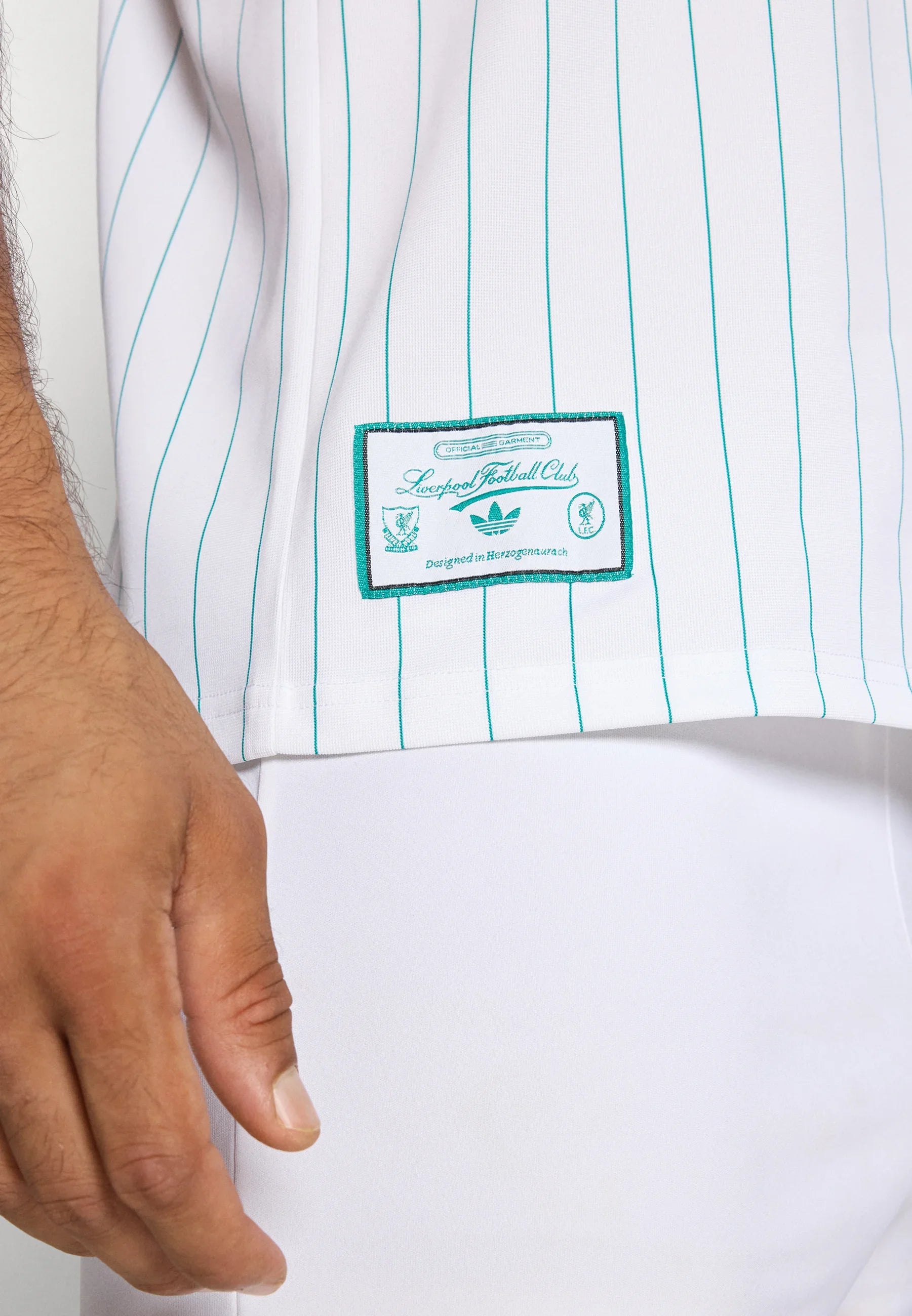 2025/26 Liverpool Terrace Icons Shirt - White Edition