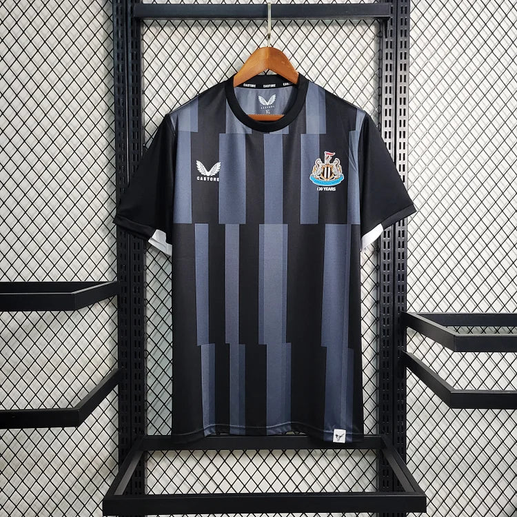 2023-2024 Newcastle United 130th Anniversary Retro Special Shirt