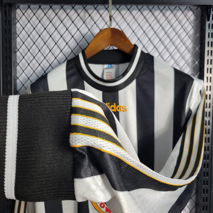 1995-1997 Newcastle United Retro Long Sleeve Home Shirt