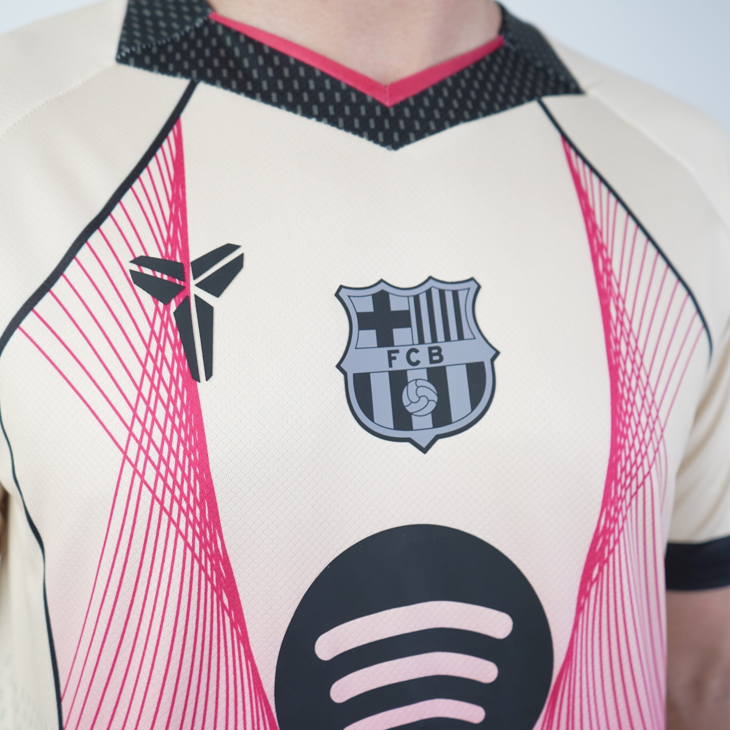 2025/26 FC Barcelona Yellow Mamba Total 90 Shirt