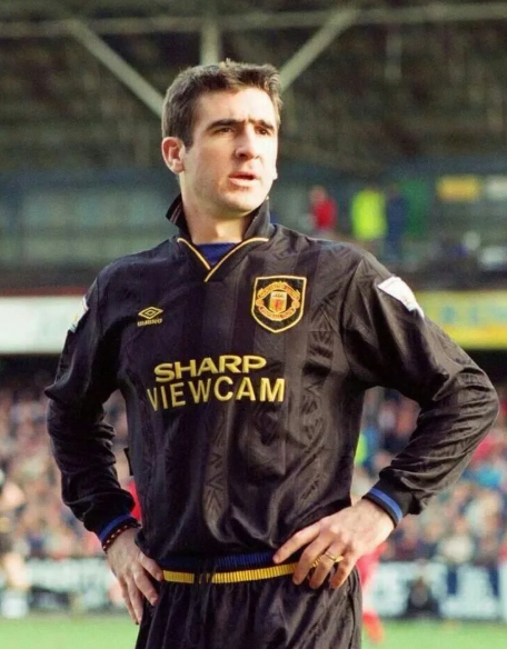 Manchester United Retro Shirt 1993/1995 - Long Sleeve Away