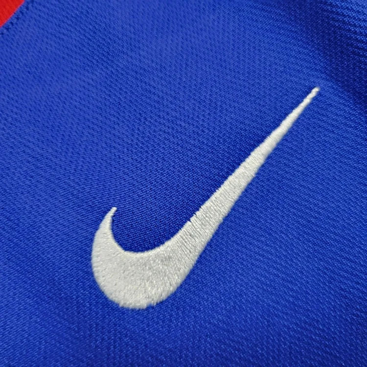 2005-2006 Manchester United Retro Away Shirt