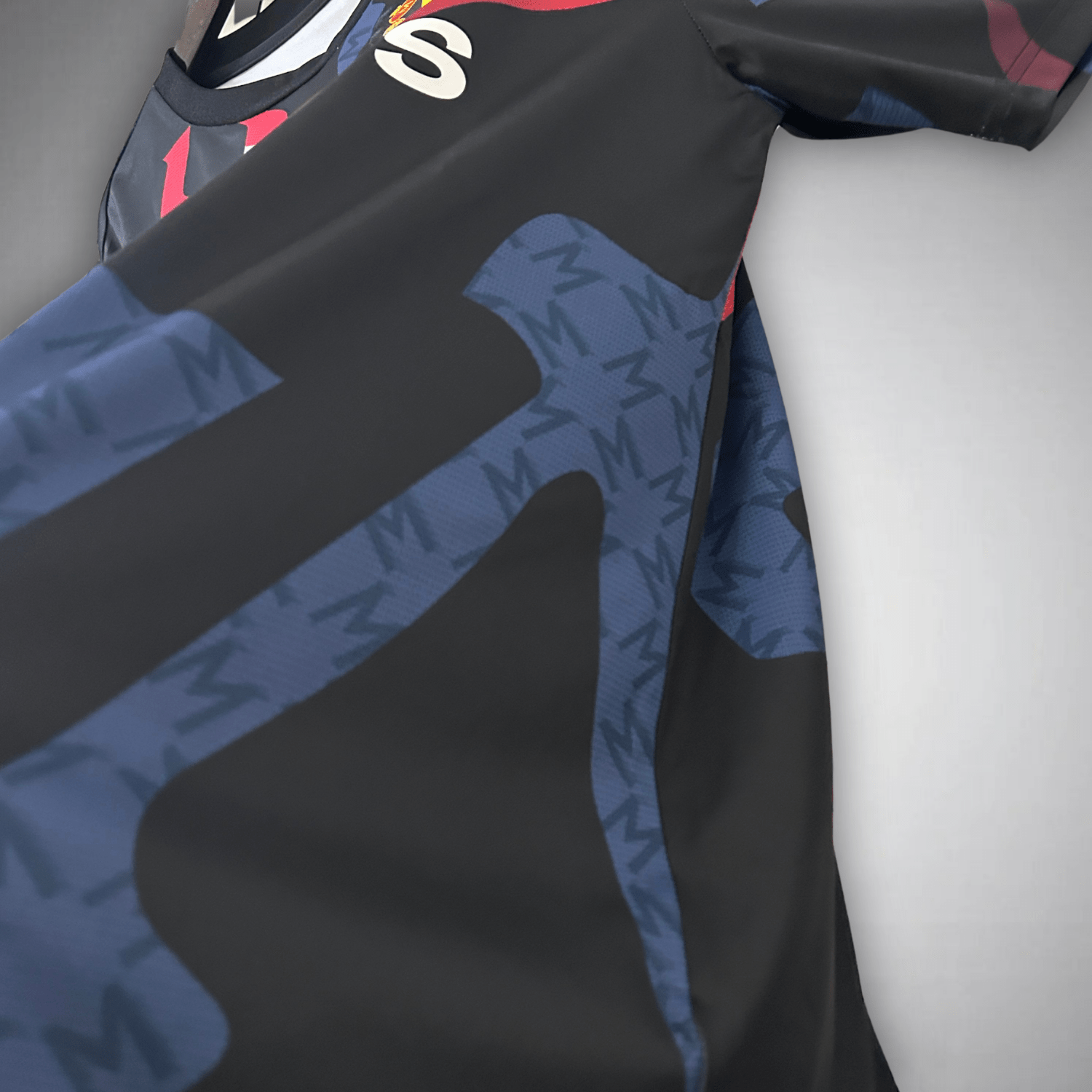 Manchester United Shirt - Devil's Puzzle Special Edition