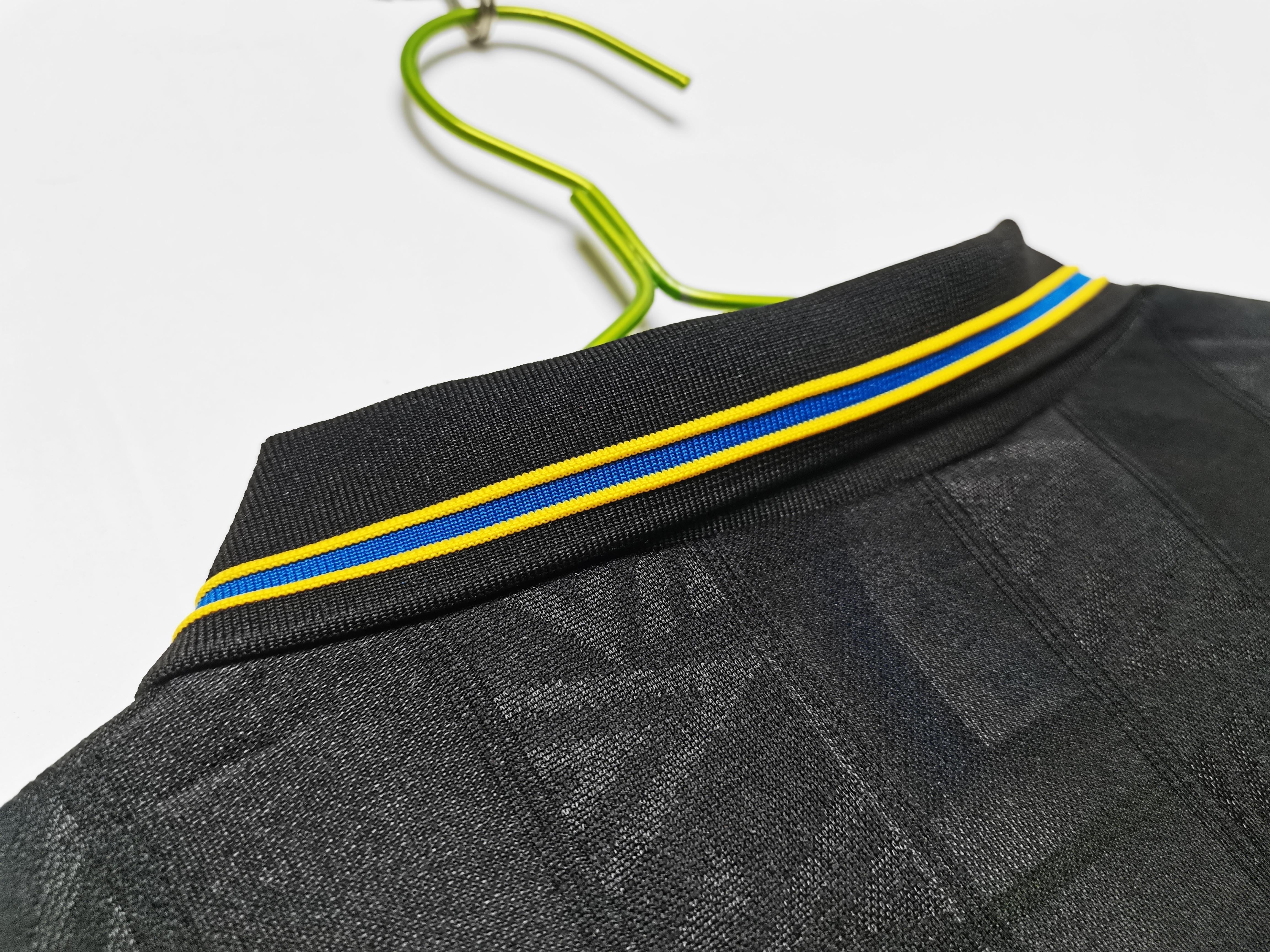 Manchester United Retro Shirt 1993/1995 - Long Sleeve Away