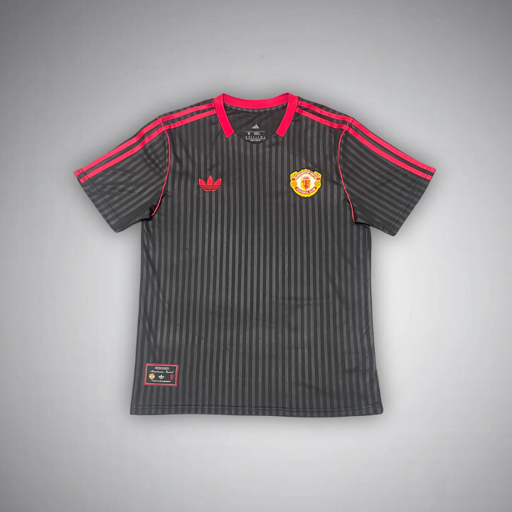 Manchester United Shirt - Treble Tribute Special Edition