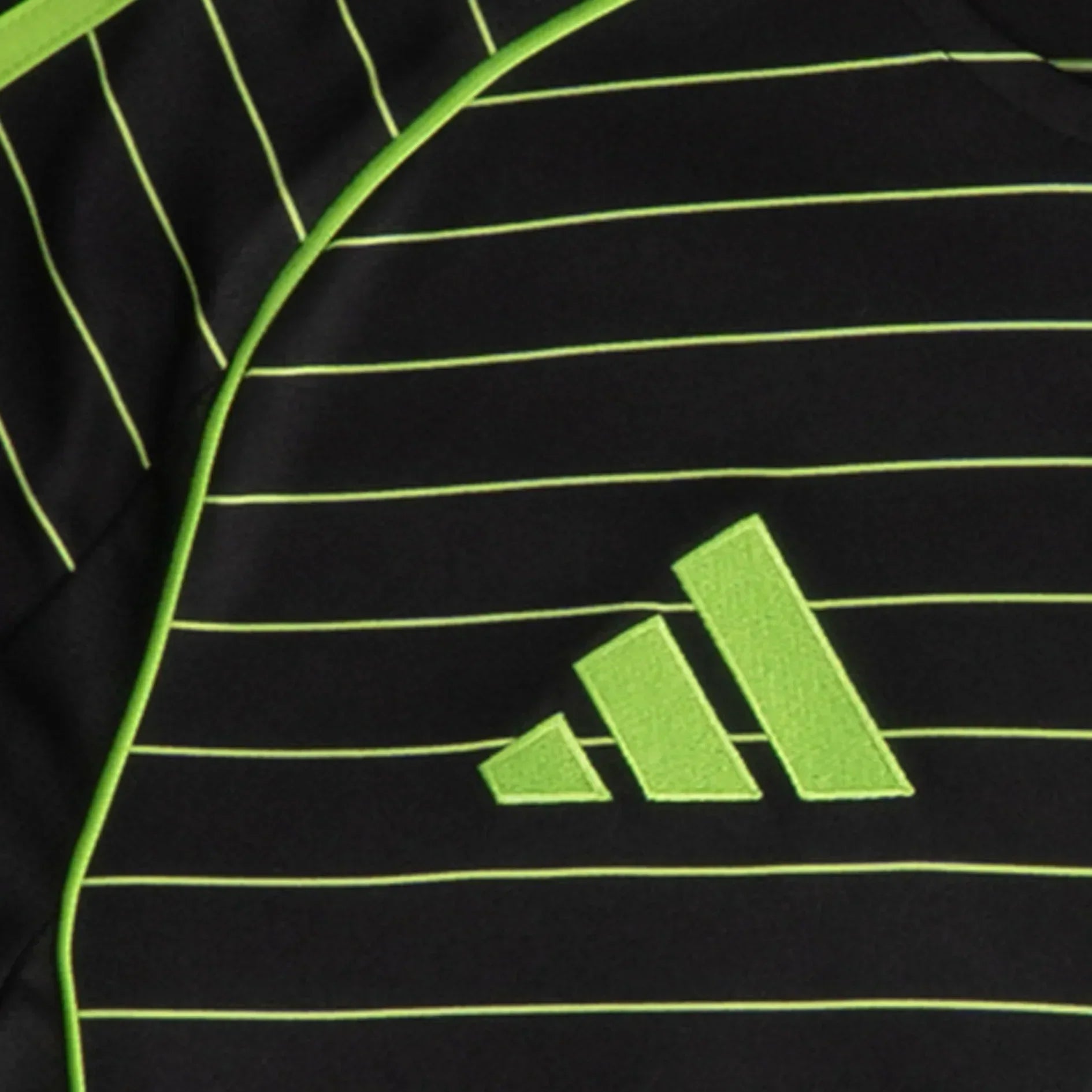 2025/26 Celtic Glasgow Away Shirt