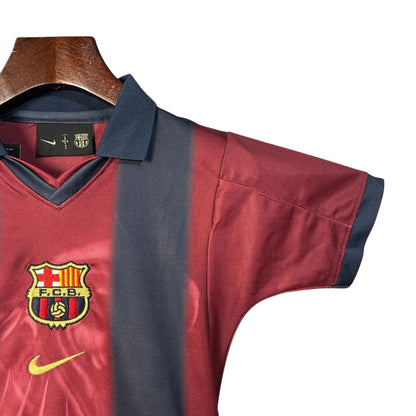 2001/02 FC Barcelona x Travis Scott Retro Kids Kit