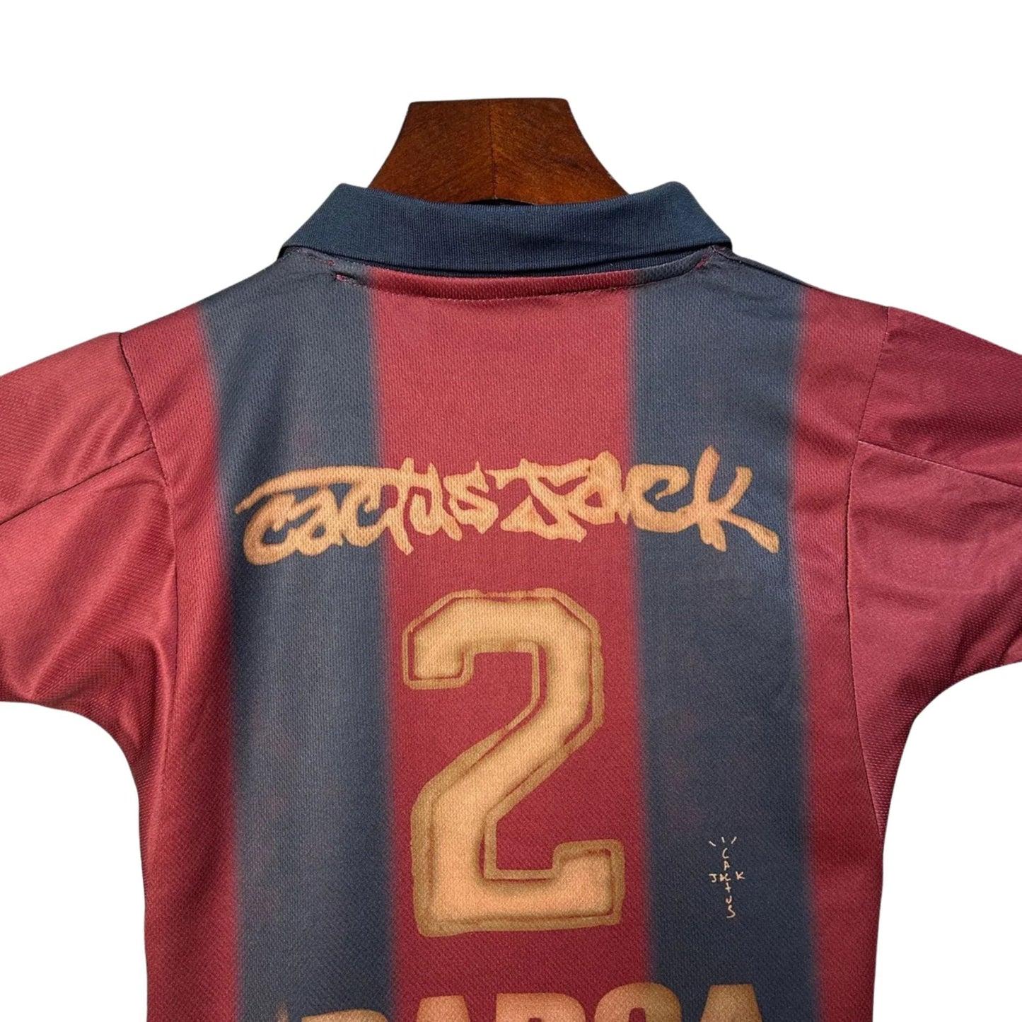 2001/02 FC Barcelona x Travis Scott Retro Kids Kit