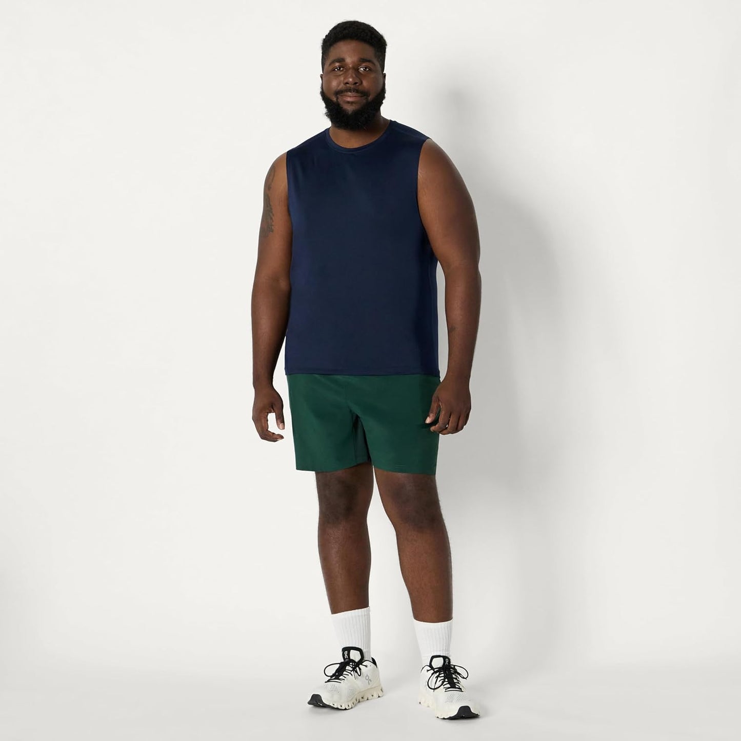 Amazon Essentials Men's Active Quick Dry Tech Stretch Lightweight Sleeveless Muscle Shirt