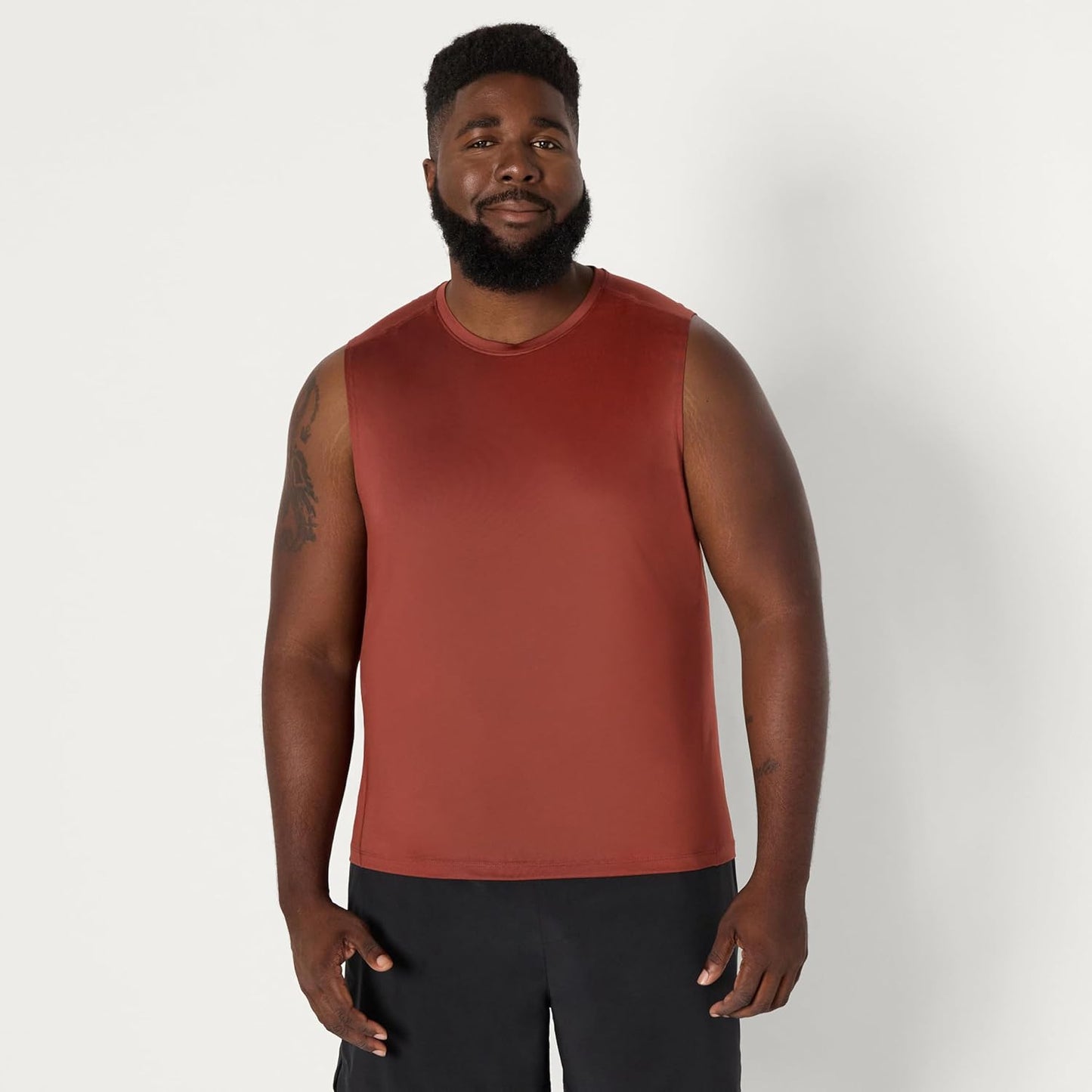 Amazon Essentials Men's Active Quick Dry Tech Stretch Lightweight Sleeveless Muscle Shirt