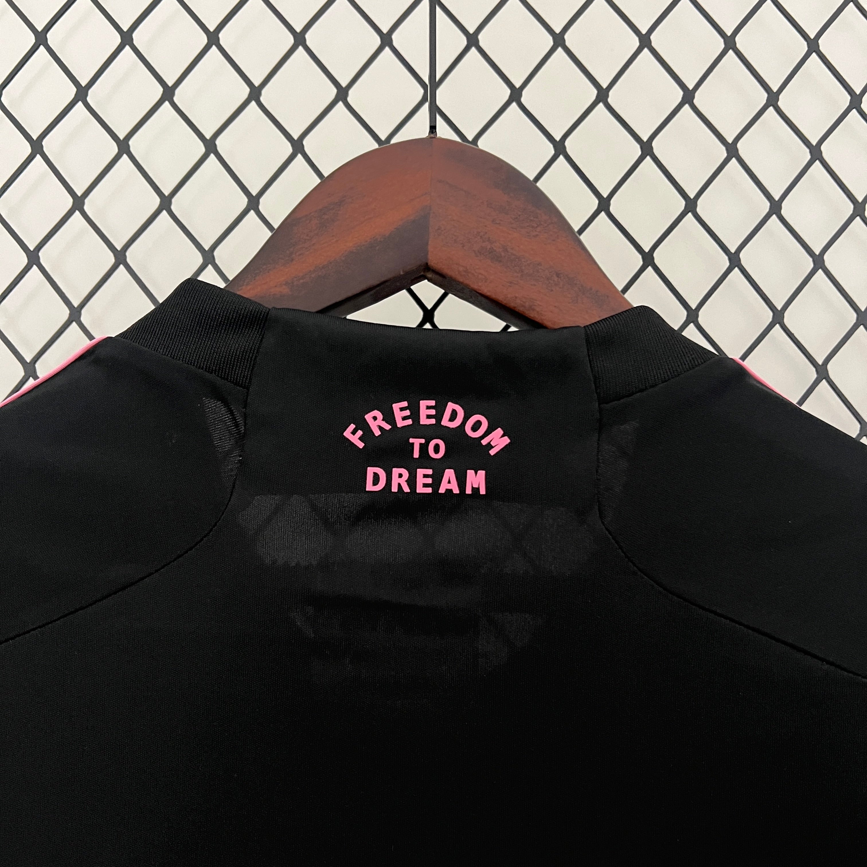 Messi 10 Inter Miami 2024/25 Pink Home Shirt