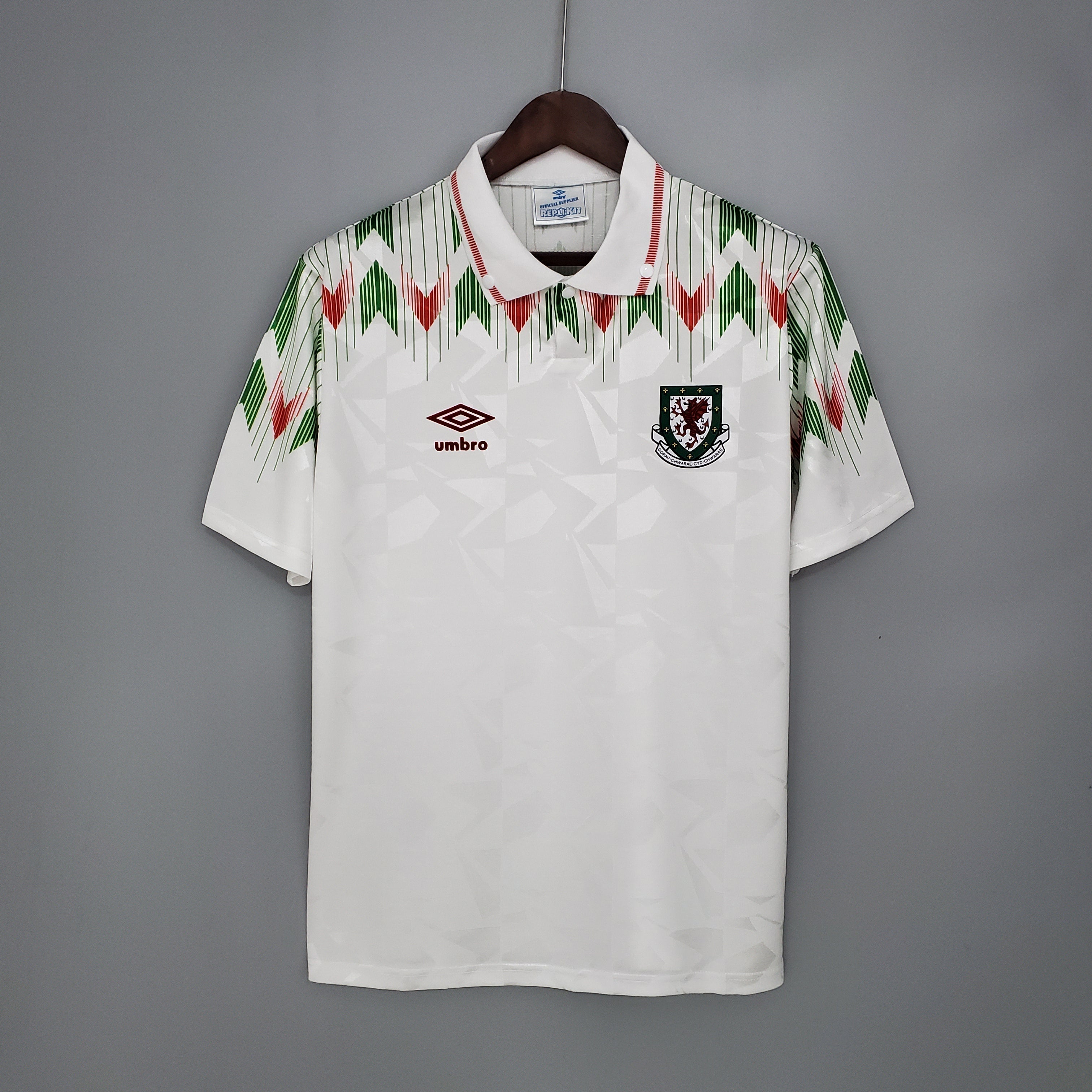1990-1992 Wales Retro Away Shirt