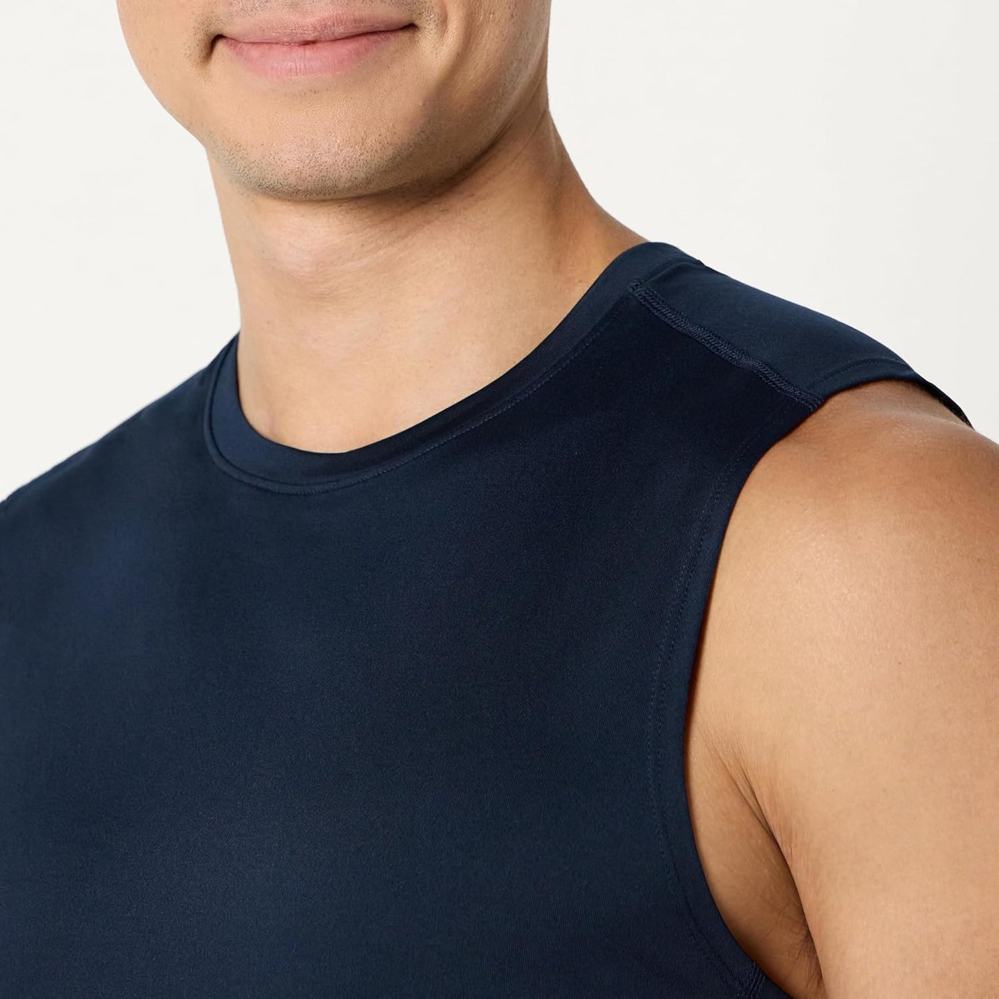 Amazon Essentials Men's Active Quick Dry Tech Stretch Lightweight Sleeveless Muscle Shirt
