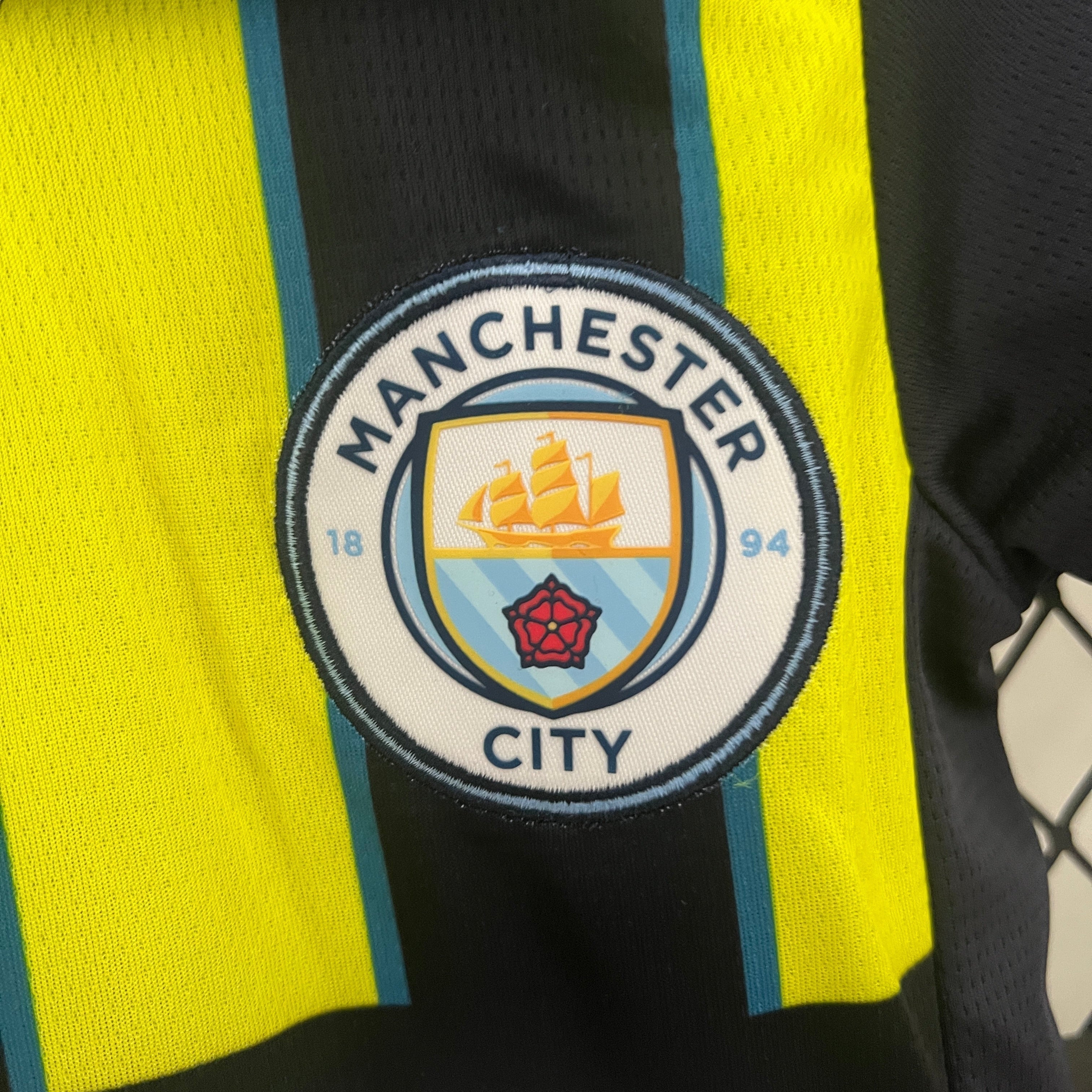 Manchester City Kids Football Kit 2024/25 Away