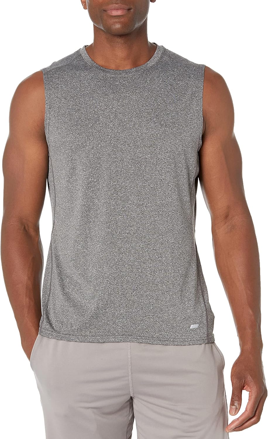 Amazon Essentials Men's Active Quick Dry Tech Stretch Lightweight Sleeveless Muscle Shirt