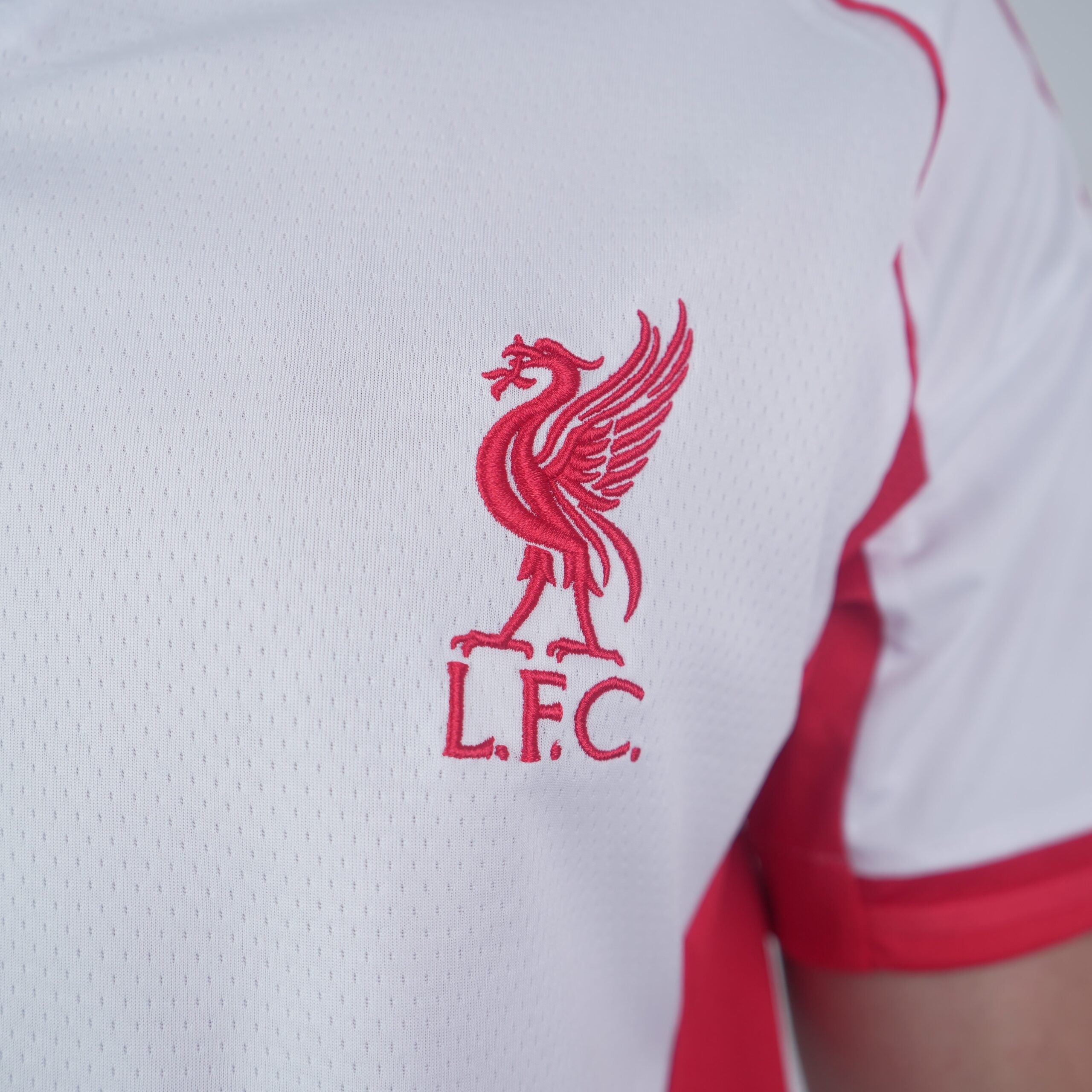 2025/26 Liverpool US Pack Baseball Shirt - White