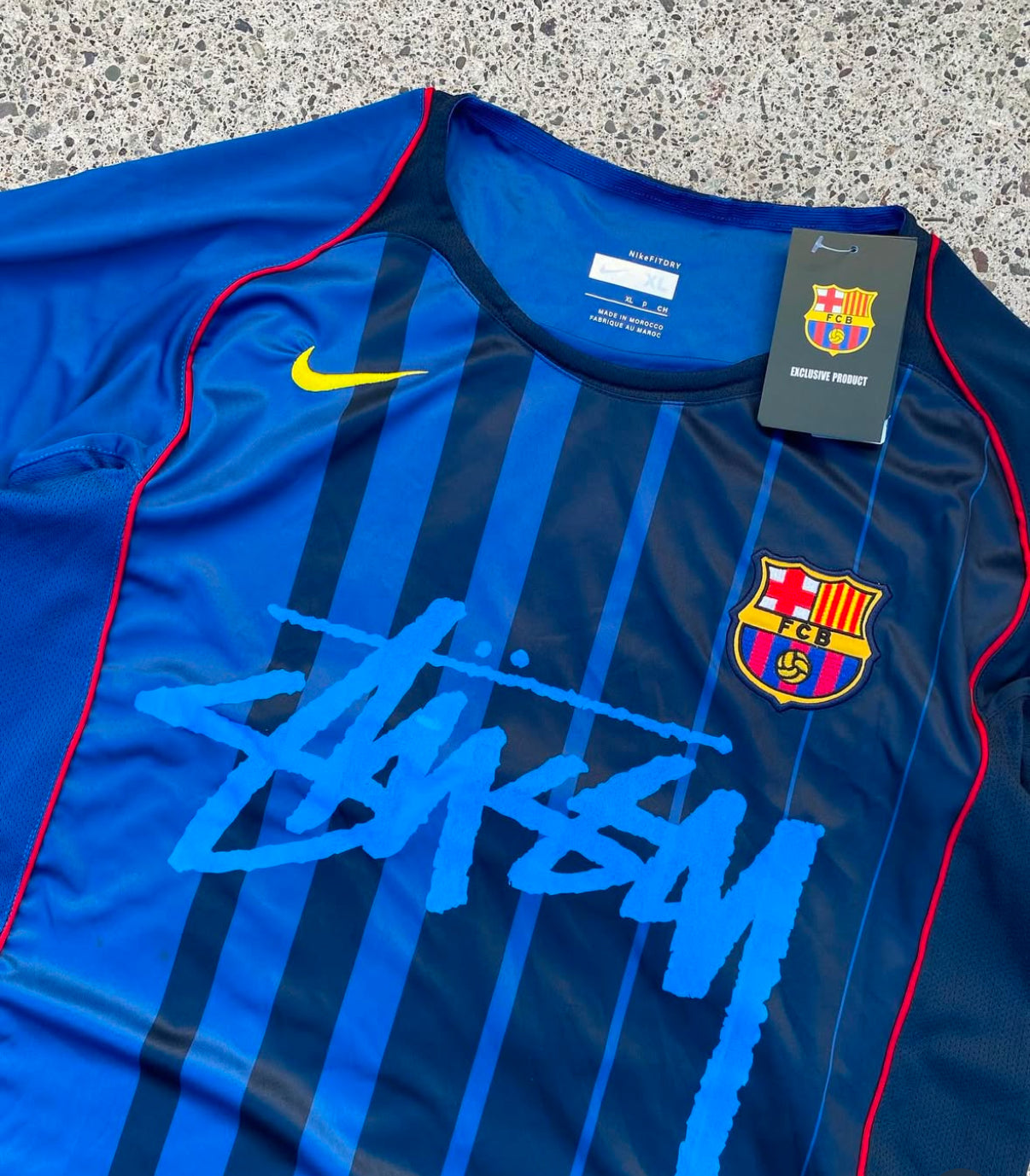 retro-barcelona-x-stussy-shirt-limited-edition-1