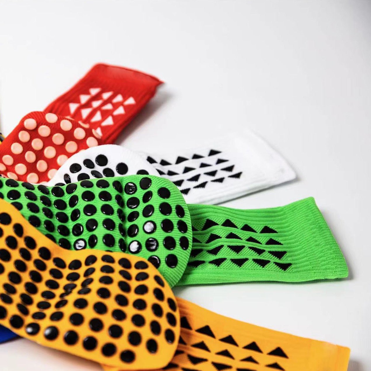 Kids' Non-Slip Grip Socks 3.0 – Safe & Comfortable for Active Play