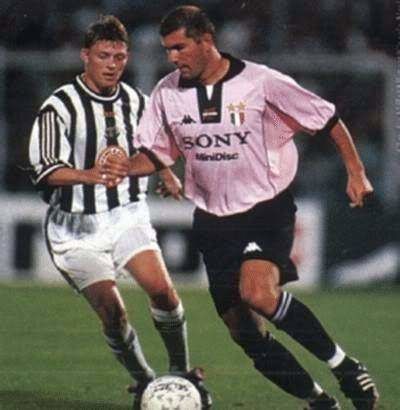 Juventus Away Shirt - 1997/1998